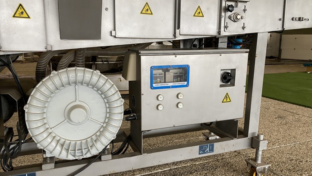 Used Hiwell pre-duster flouring machine 400mm