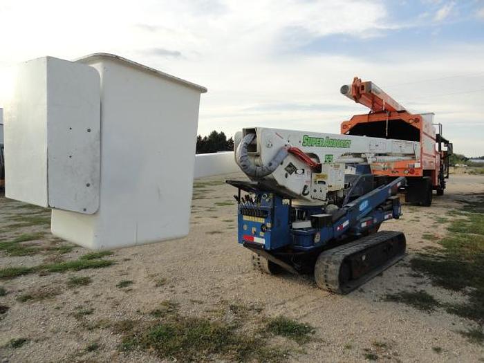 Used 2012 skylift/ versalift SUPER ARBORIST 53/VST521