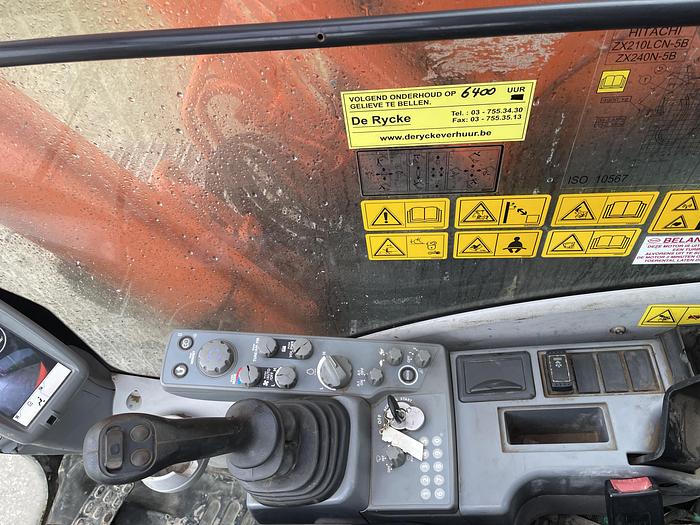 Used 2016 Hitachi ZX 210 LC-5