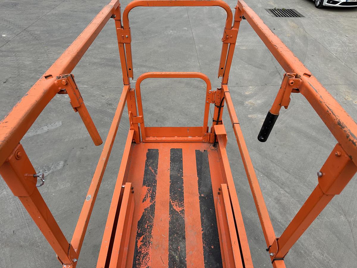 Used JLG 2030ES 2014