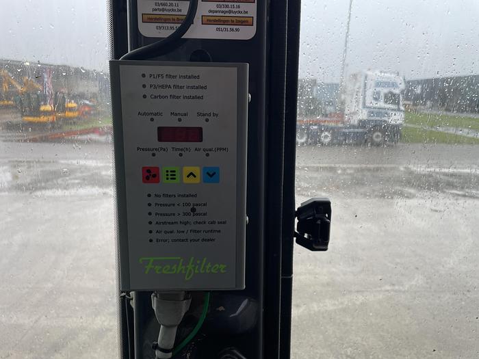 Used 2016 Hitachi ZX 210 LC-5