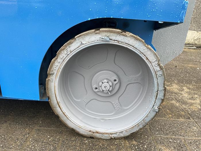 Used GENIE GS4047 2016