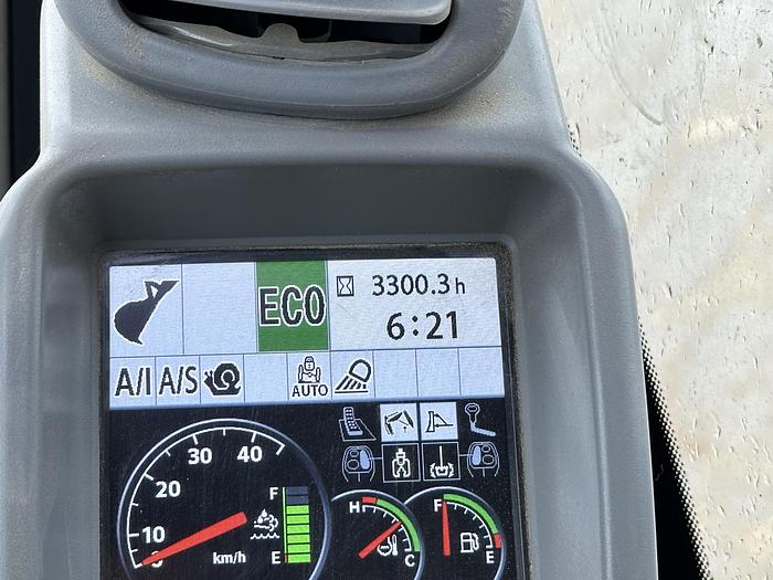 Used Hitachi ZX140W-6 2018