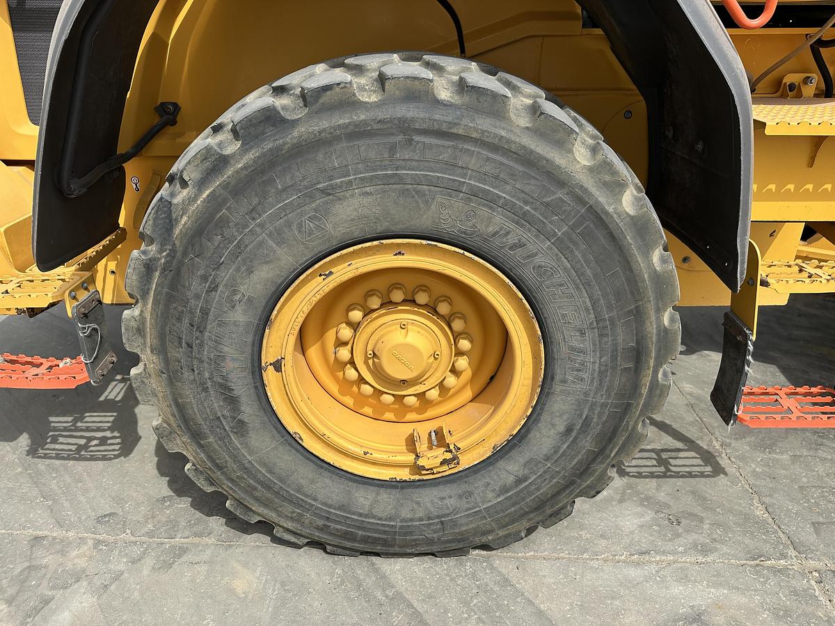 Used Volvo L90H 2018