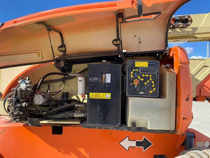 Used JLG 800AJ 2010
