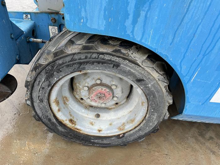 Used Genie GS2668 2007