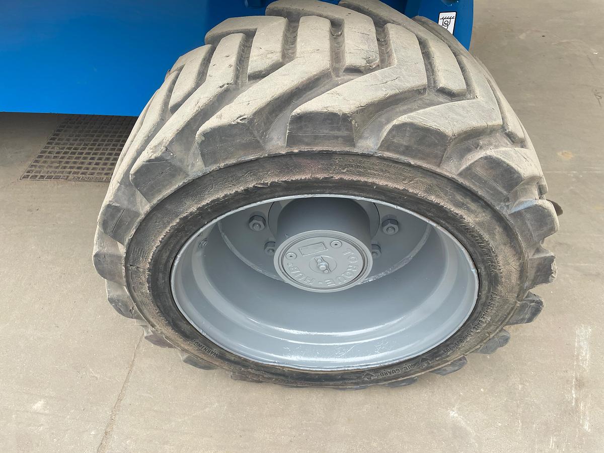 Used 2006 GENIE Z80/60