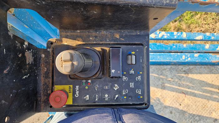 Used 2008 Genie GS 2668 RT