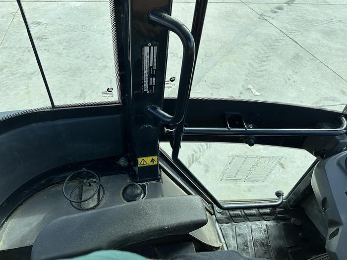 Used Kubota R065W 2019