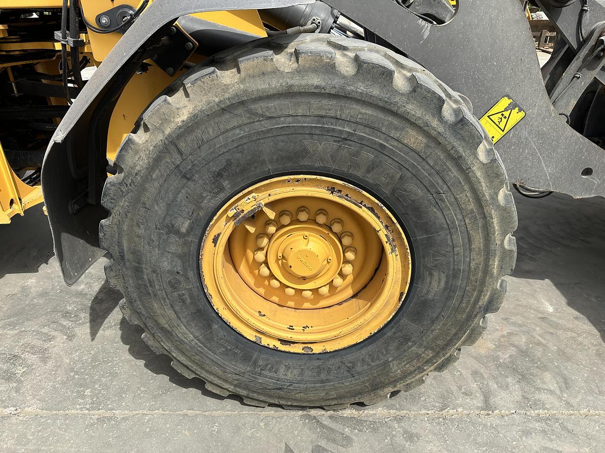 Used Volvo L90H 2018