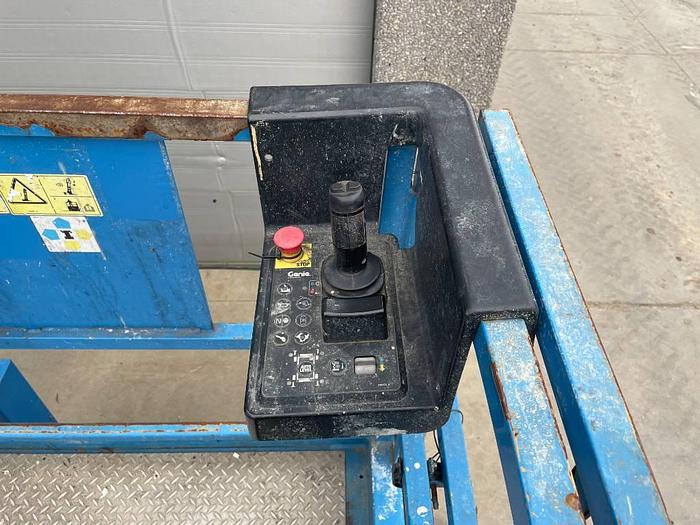 Used Genie GS 3369 RT
