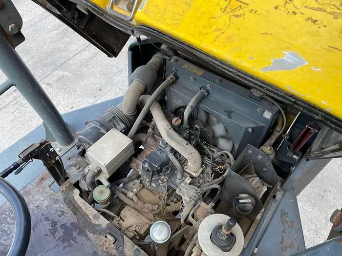 Used Neuson 3001 2014