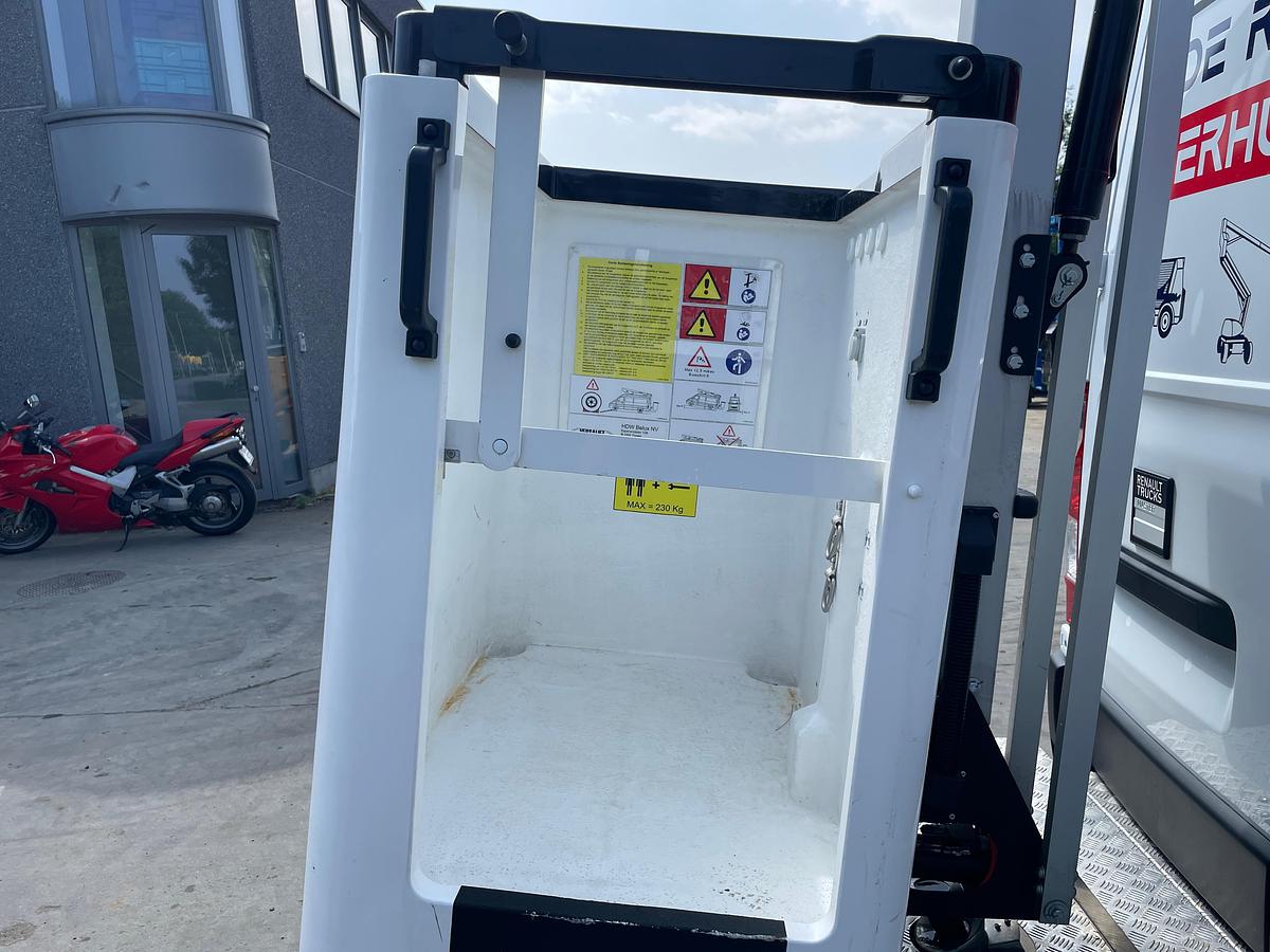 Used 2024 Renault Master VTL-41-145-F