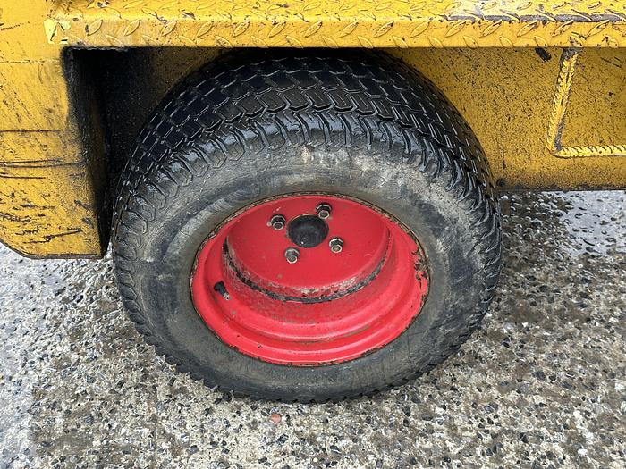 Used 2011 Knikmops KM90