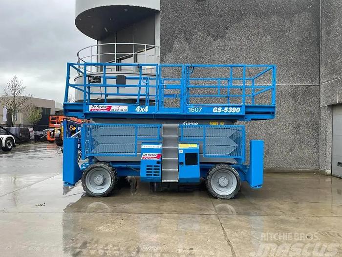 Used 2005 Genie GS 5390 RT