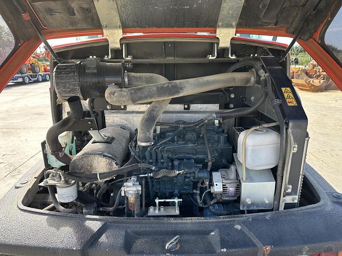 Used Kubota R065W 2019