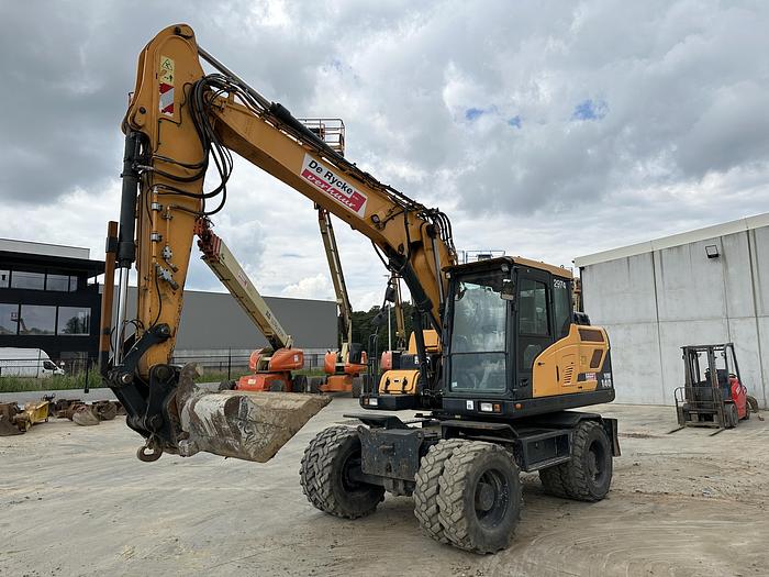 Used Hyundai HW140 2019