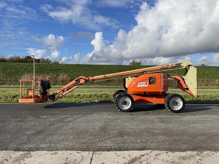 Used JLG 600 AJ