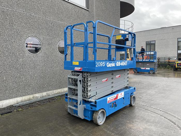 Used GENIE GS4047 2016