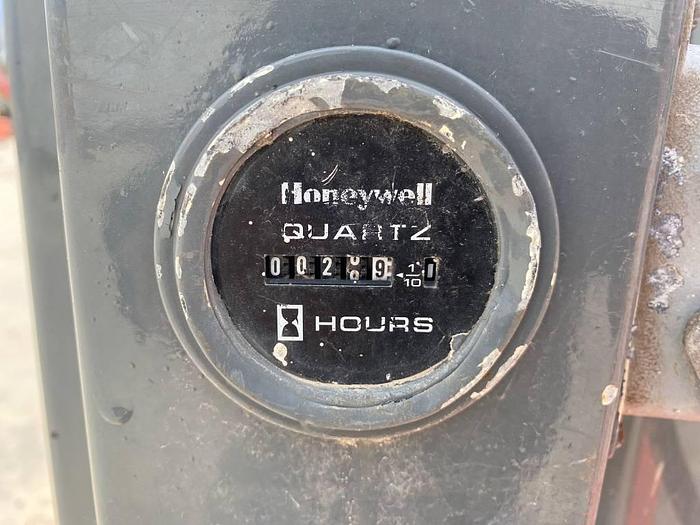 Used SkyJack SJ 16 2014