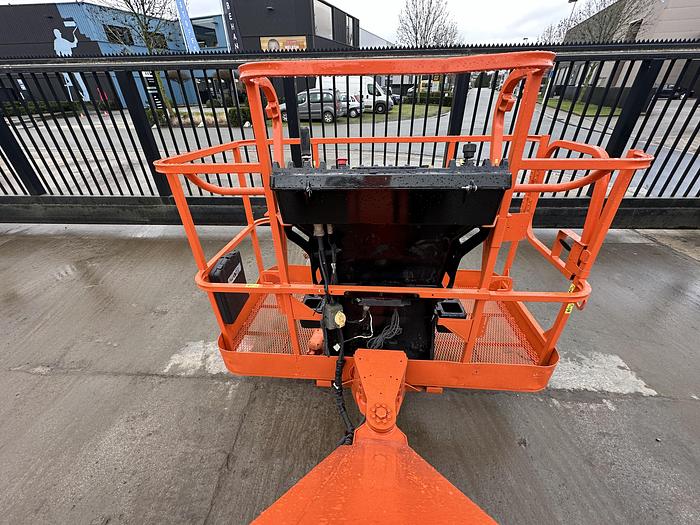 Used JLG 600AJ 2007