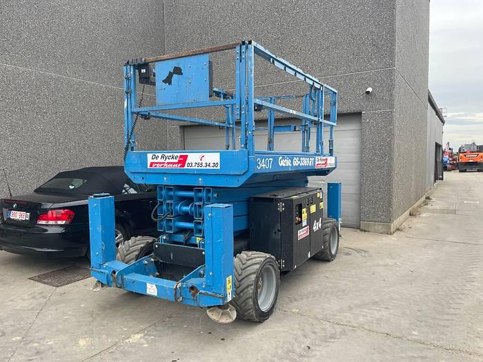 Used Genie GS 3369 RT