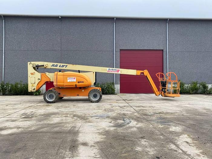 Used JLG 800 AJ