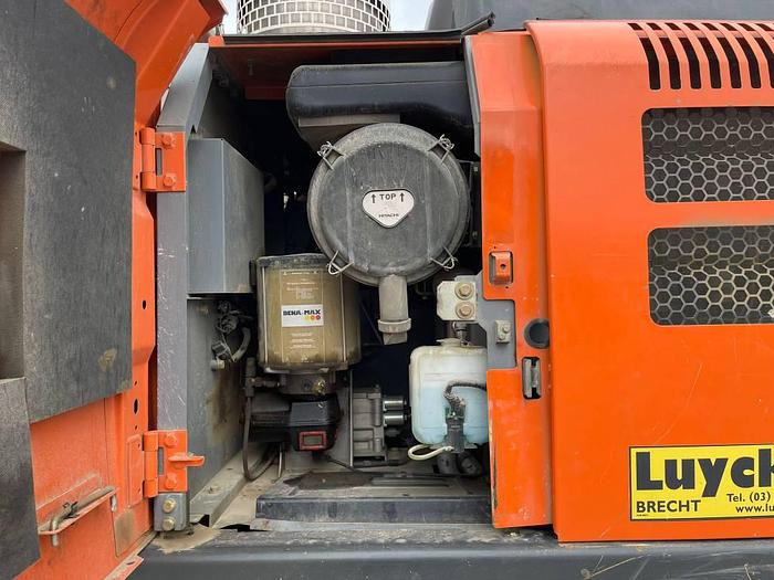 Used Hitachi ZX 210 LC N-5B