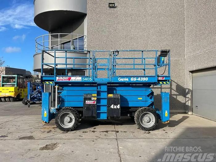 Used Genie GS 4390 RT