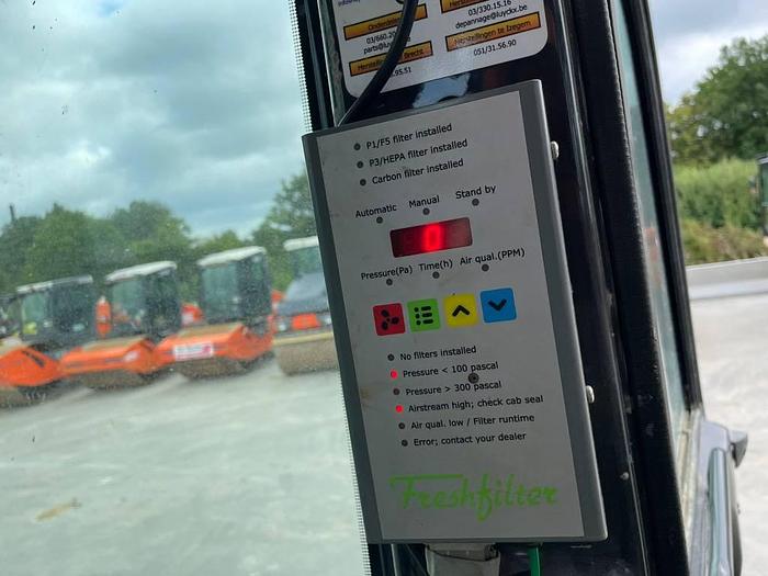 Used Hitachi ZX 210 LC N-5B