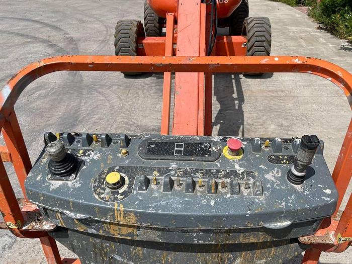 Used JLG 600AJ 2008