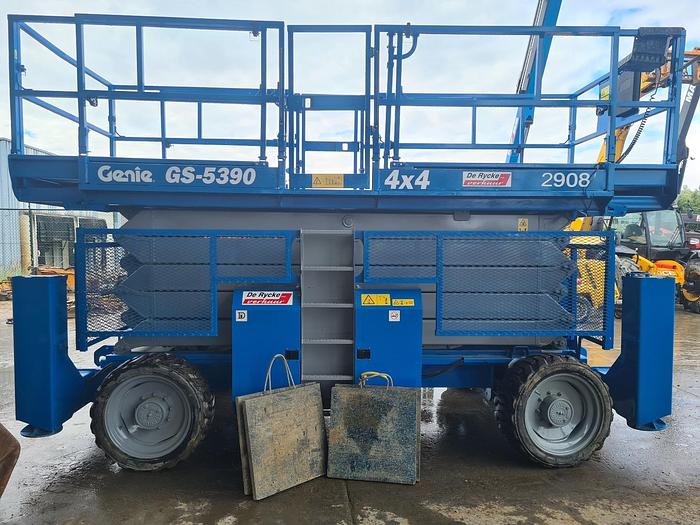 Used 2007 Genie GS5390RT