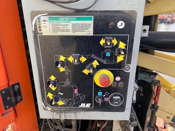 Used JLG E 300 AJ