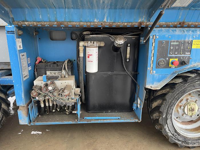 Used GENIE GS3268RT 2005