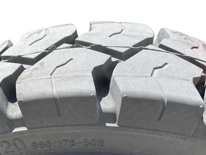 Used MAGNUM 26x7x20 660/178-508