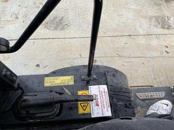Used JCB 403 SV  2022