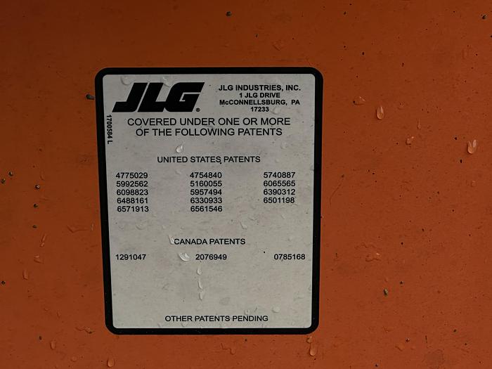 Used JLG 800AJ 2011