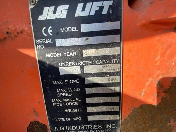 Used JLG E 300 AJ