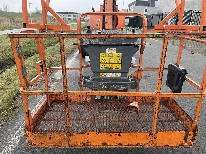 Used 2007 JLG 800 AJ