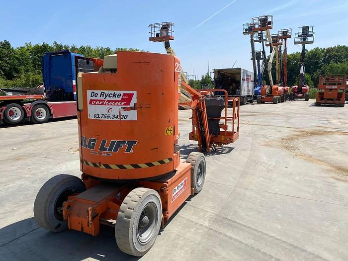 Used JLG E 300 AJP