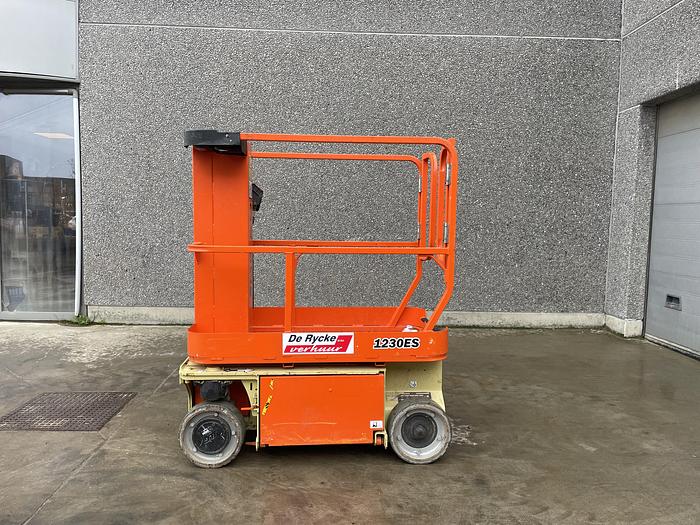 Used 3462 JLG 1230ES 2012