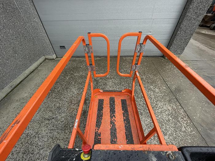 Used JLG 1230ES 2013