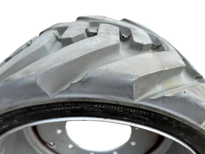 Used OUTRIGGER 26x12 D460 NHS