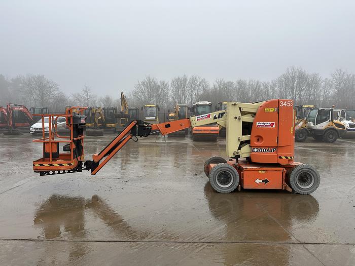 Used JLG E300AJP 2014