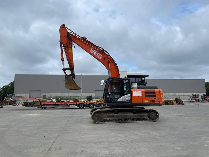 Used Hitachi ZX 210 LC N-5B
