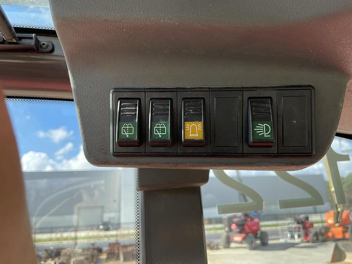 Used 2015 Manitou MRT 2150