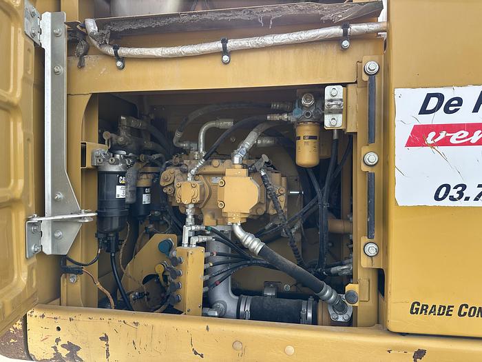 Used CAT 323FL 2017