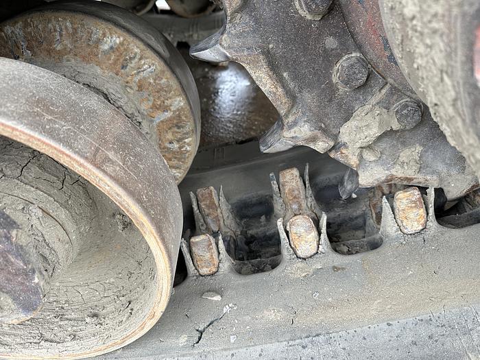 Used 1062 IHI IC100 2012