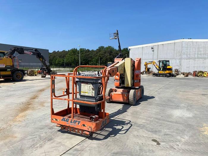 Used JLG E 300 AJP