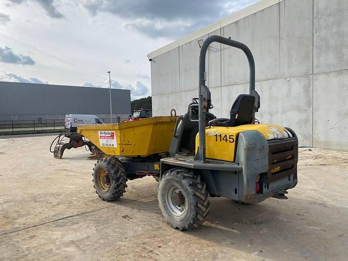Used Neuson 3001